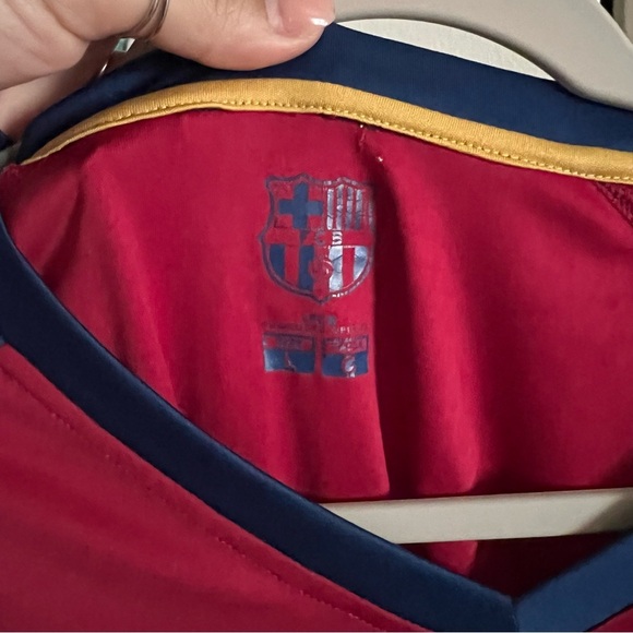 FCB Barcelona Burgundy Navy V NeckShirt - Picture 5 of 6